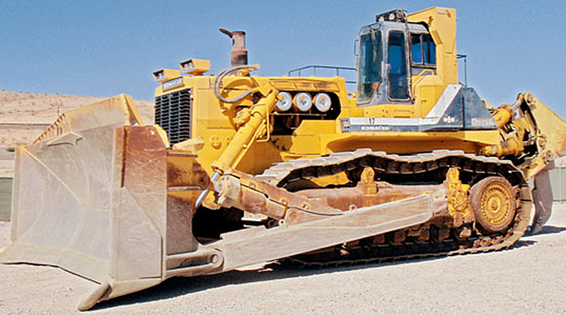 Equipment Spotlight: Komatsu D575A Dozer - Ritchie Hub